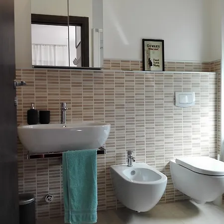 Bed & Breakfast Rosa Blu Como