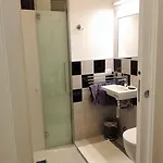 罗莎蓝光住宿加早餐旅馆 4*